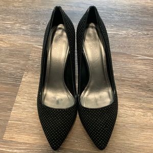 Donald J Pliner Black beaded heel